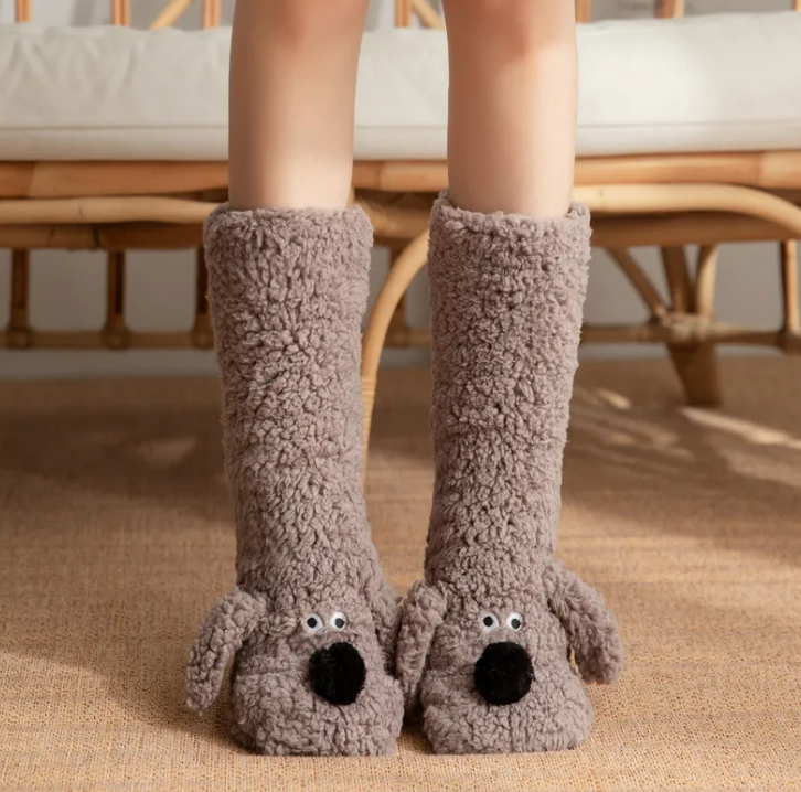 Womenƒ??s Plush Dog Socks