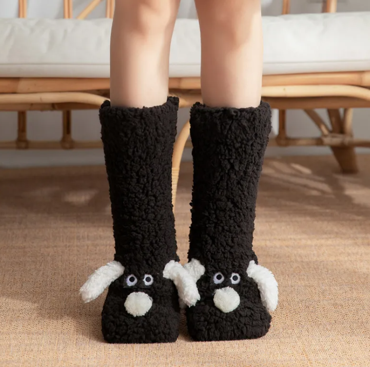 Womenƒ??s Plush Dog Socks