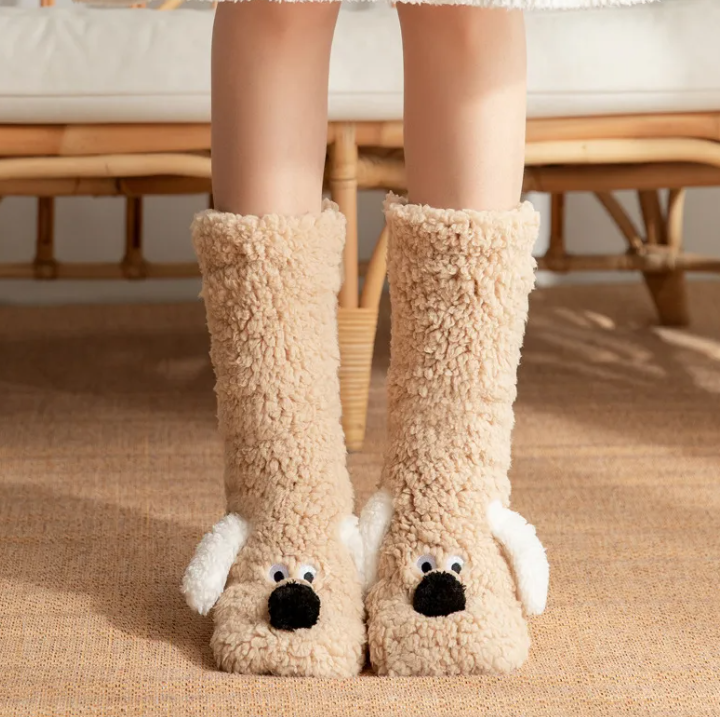 Womenƒ??s Plush Dog Socks