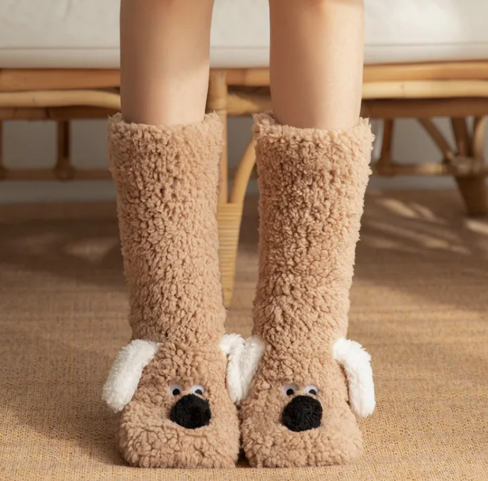 Womenƒ??s Plush Dog Socks